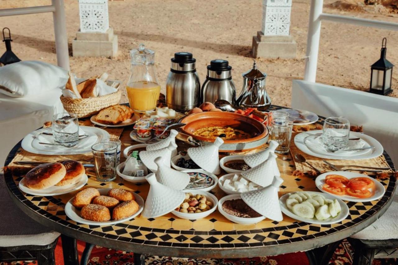 Sky View Camp Hotel Merzouga Exterior foto